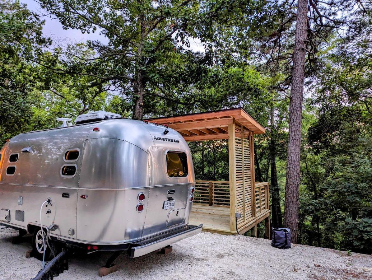 Airstream Caravel 2020 Loblolly Pines Adventure Camp Hotel Eureka Springs Kültér fotó